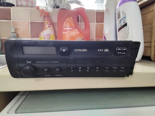 Citroen saxo radio genuine - radio,