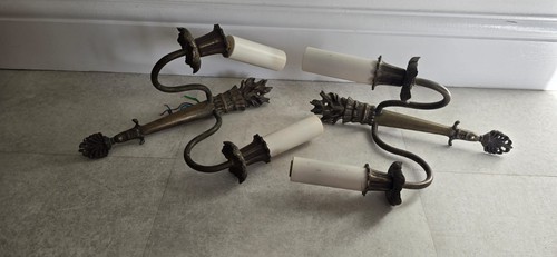 Vintage two arm - two, /