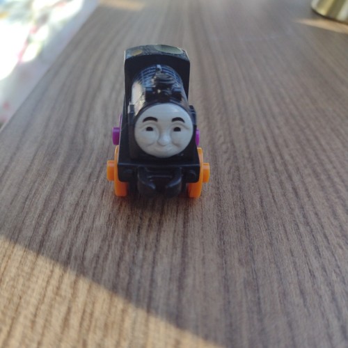 Thomas friends minis - &,
