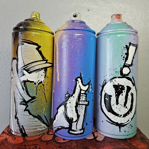 Smile graffiti character - graffiti,