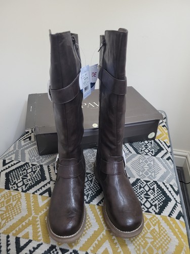 Bnib brown pavers adjustable - bnib,