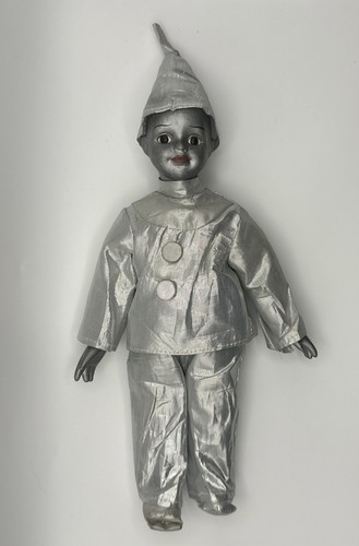 The connoisseur doll - the,