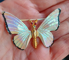 VINTAGE SIGNED BSK BROOCH