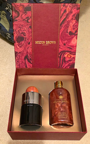 Molton brown rose - brown,