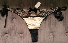 Ann Summers Ebony Velvet Black & Neutral/Gold Thong Size 16