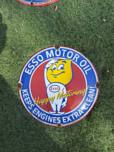 Esso motor oil happy - motor,