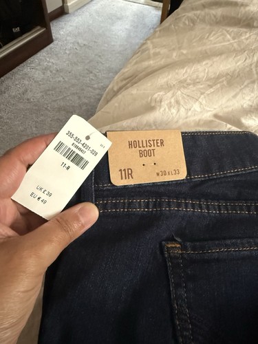 Hollister boot cut jeans size - cut,