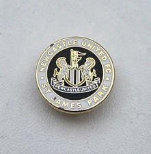 RARE NEWCASTLE UNITED PIN BADGE 