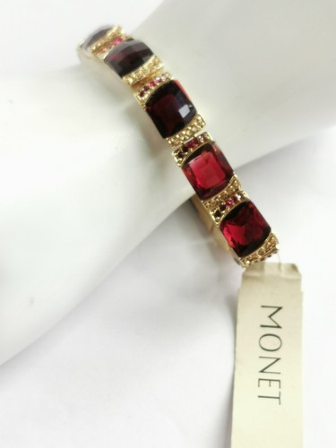 Vintage monet signed gold tone - vintage,