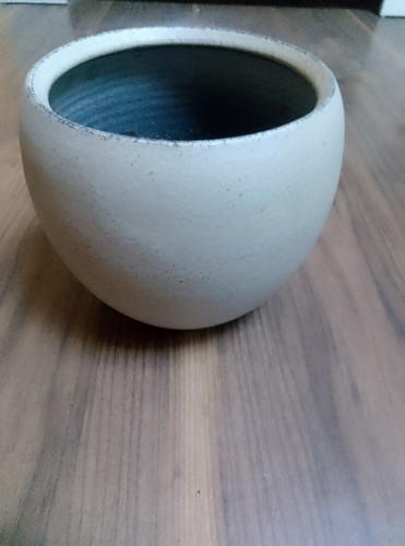 Plant pot medium size - medium,