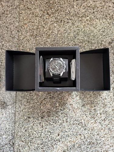 Omega swatch moonswatch - x, •