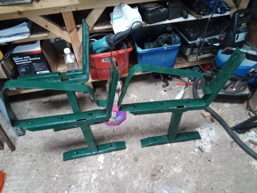 One pair bench support - pair, of