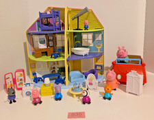 Peppa Pig House Playset + Musical Car, Furniture, Figures & Accessories 835