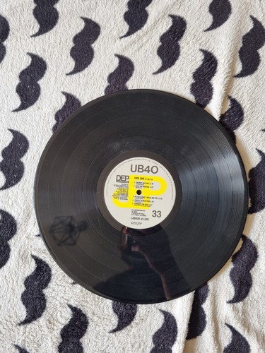 Ub40 labour love vinyl - ub40, lp