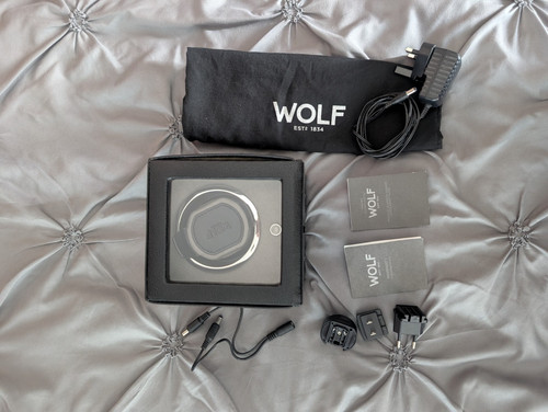 Wolf cub single - wolf, winder