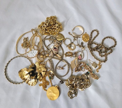 Gold tone scrap - gold, jewelry
