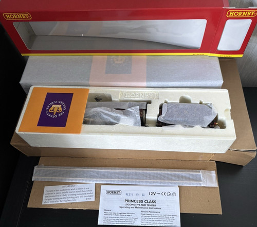 Hornby r2215 queens golden - hornby,