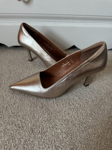 Marks spencer gold - gold, pointy