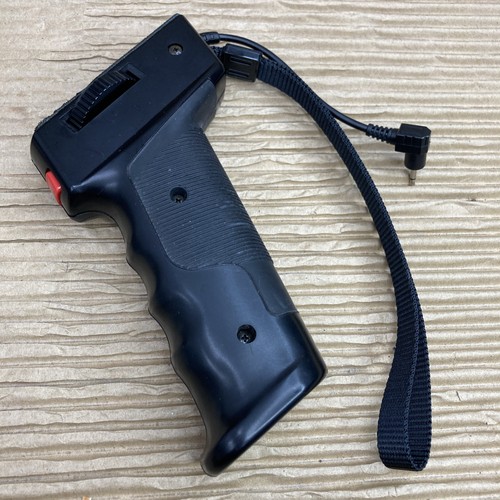 Pistol grip handle for - pistol,