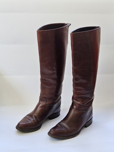 Russell bromley brown - &,