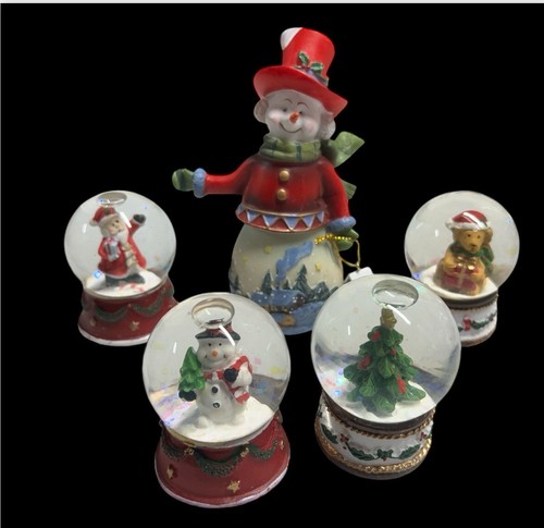 Christmas small snow globes - small,
