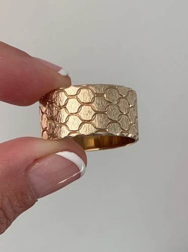 9ct gold wide band - 9ct,