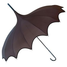 Boutique Scalloped Pagoda