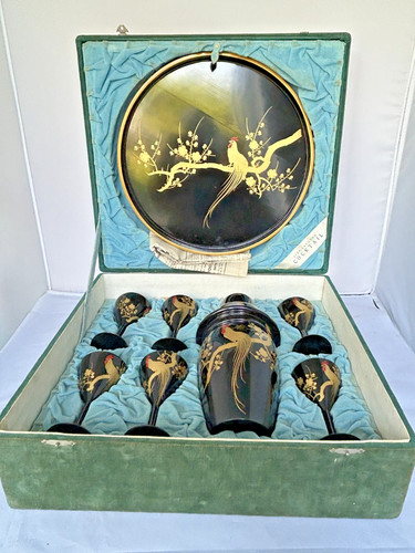 Antique boxed japanese piece - boxed,