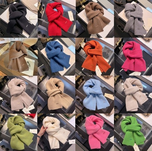 Pure cashmere knitted scarf - knitted,