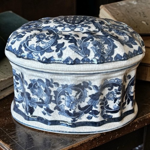 Chinese table box decorated - table,