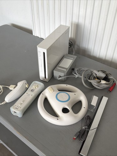 Working nintendo wii - nintendo, full