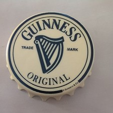 GUINNESS bottle opener and twist cap remover - MAGNETIC  7cm diameter   D3