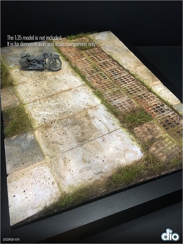 Built painted diorama base - built,