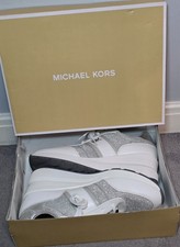Michael Kors Women's sz 8M