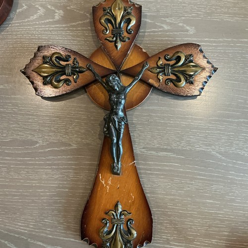 Crucifix - , 19