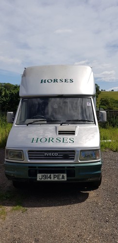 Tonne horse box - tonne,