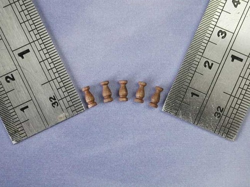 Walnut pillars 6mm model boat - walnut,