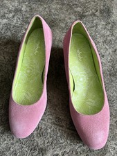 Moshulu Women’s Keel Suede