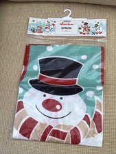 Child’s apron snowman design