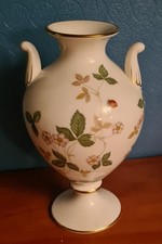 Wedgwood wild strawberry bone - wedgwood,