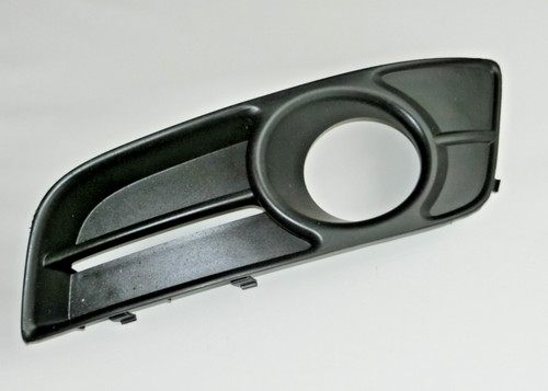 Front bumper grille toyota - front,