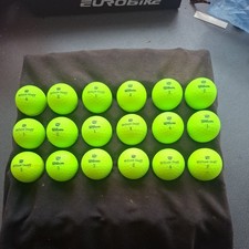 Wilson DX2 SOFT AND DUO SOFT coloured golf balls x 18 grade 1 great condition.