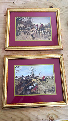 Set signed mounted - of,