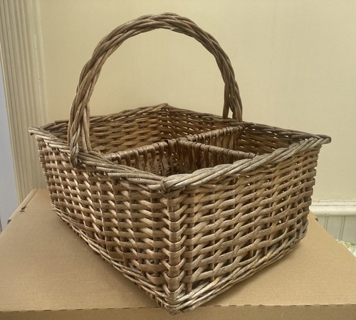 Vintage wicker picnic basket - wicker,