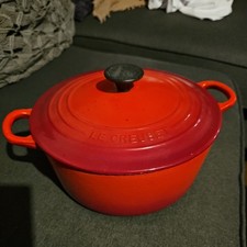 Red Le Creuset Cast Iron Oval Casserole Pot 25cm