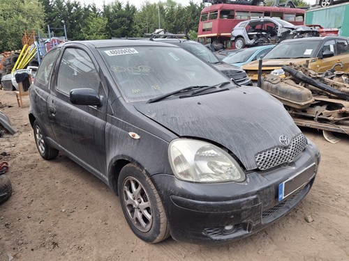 Breaking 2003 toyota yaris - toyota,