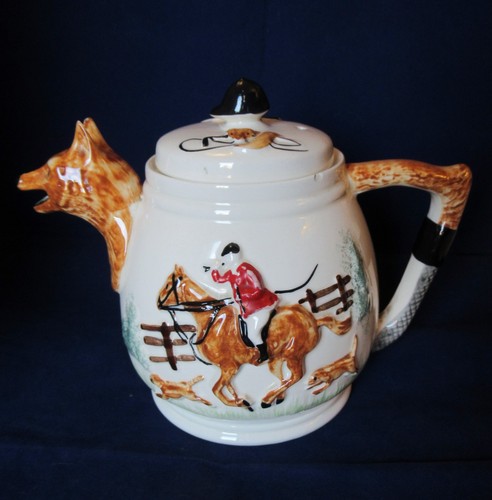 Vintage retro portland pottery - retro,