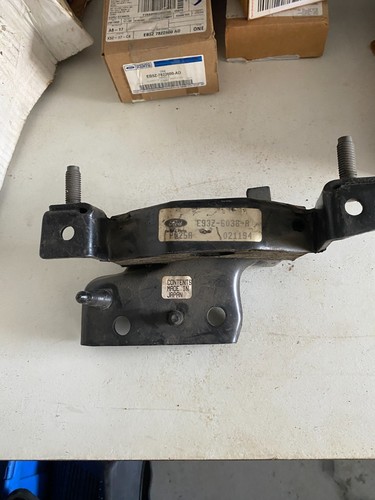 Nos 1988 1989 ford mustang - (1),