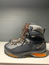 Scarpa Men’s MANTA PRO GTX Mountaineering Boots Size 8 UK Or 42 EU Dark Blue