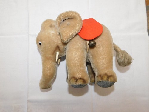 Steiff elephant around 1970 - elephant,